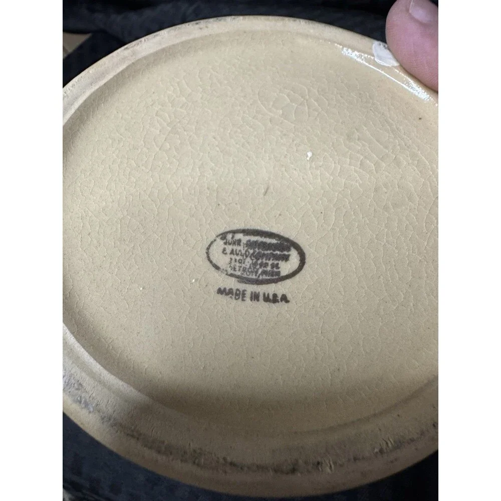 Unbranded 1962 brown